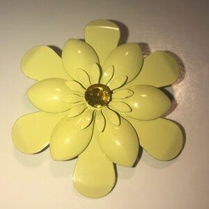 VTG 60s Metal Flower Yellow Painted Enamel Brooch 2.6”